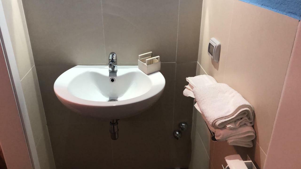 San Giorgio Rooms กัลตาจีโรเน ภายนอก รูปภาพ